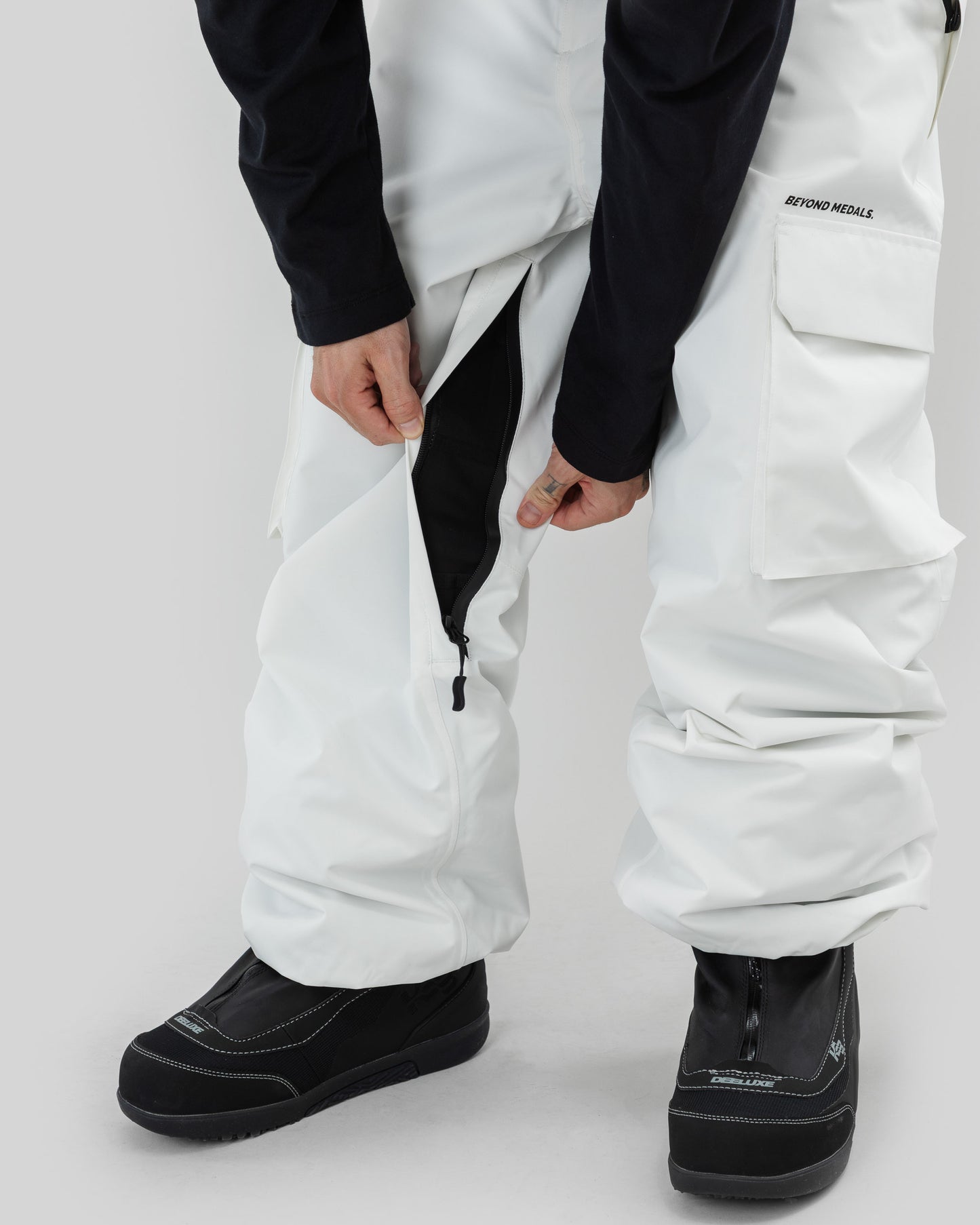 Beyond Medals - Cargo Pants 2L White
