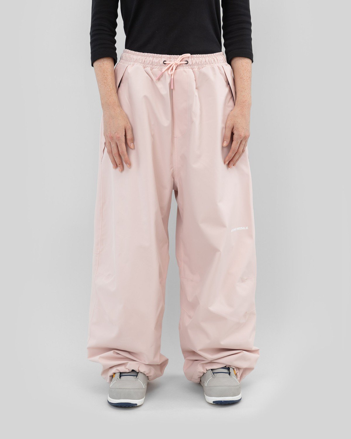 Beyond Medals - Park Pants Pink