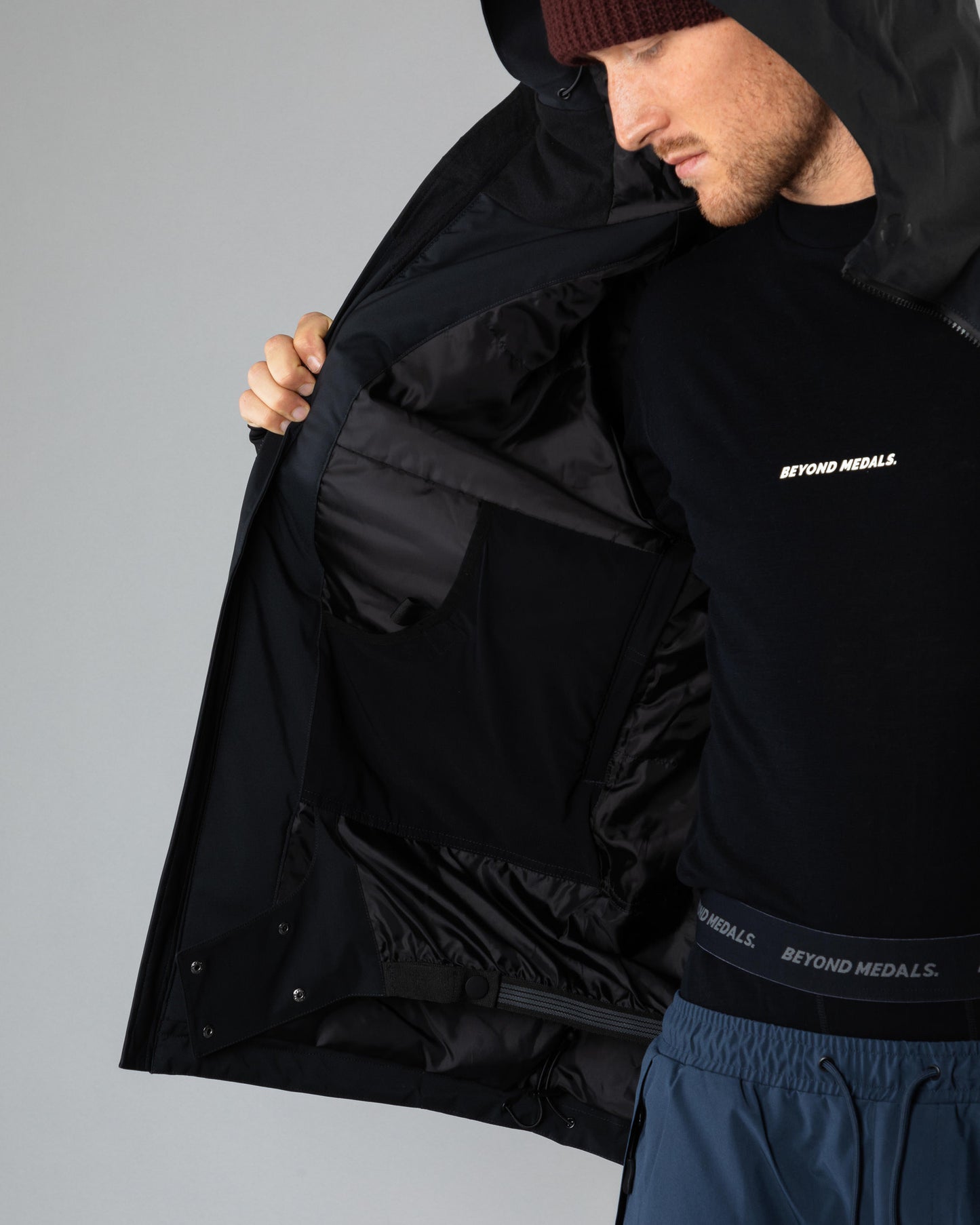 Beyond Medals - FULLZIP JACKET 2L Black