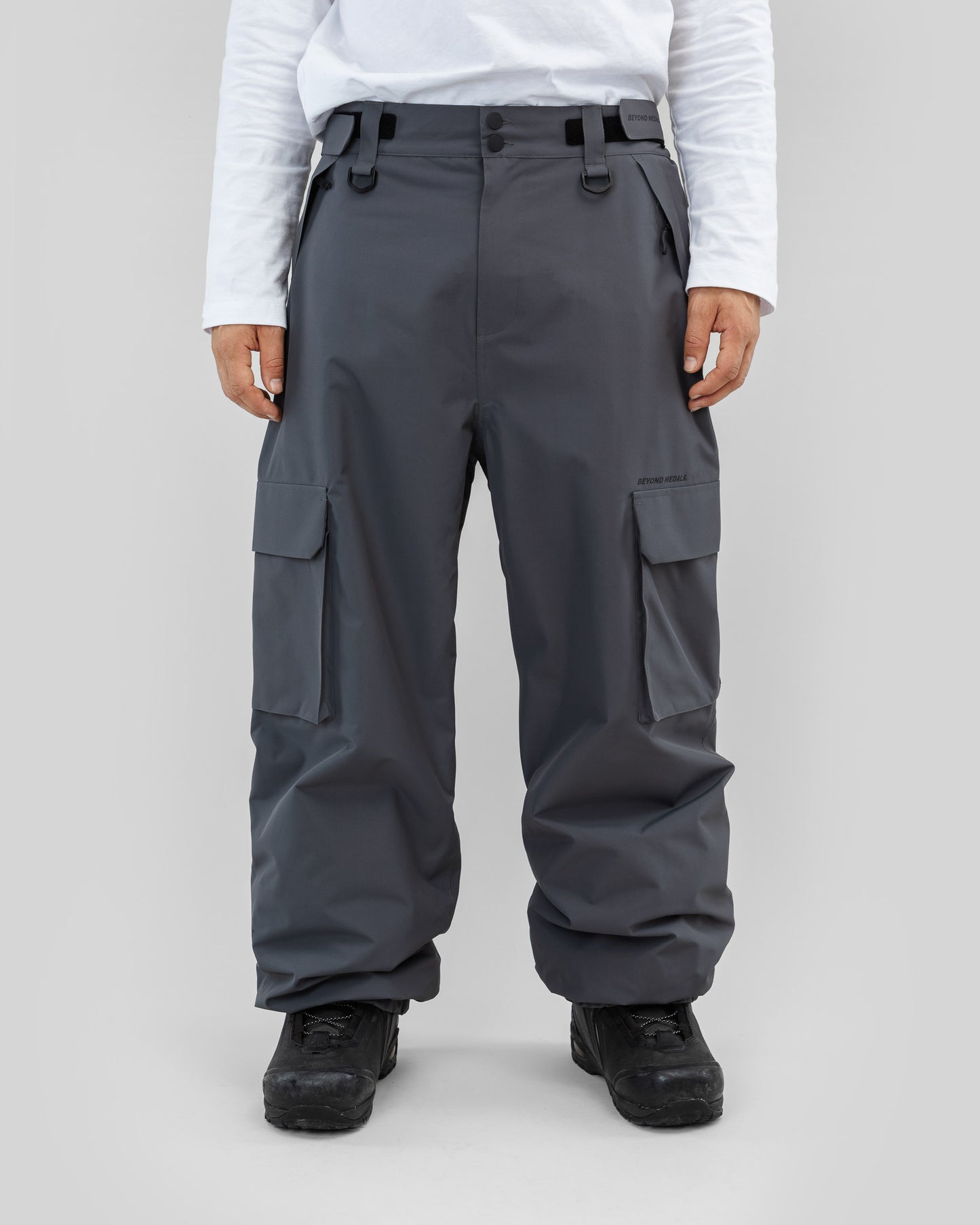 Beyond Medals – Cargohose, Größe 2L, Grau