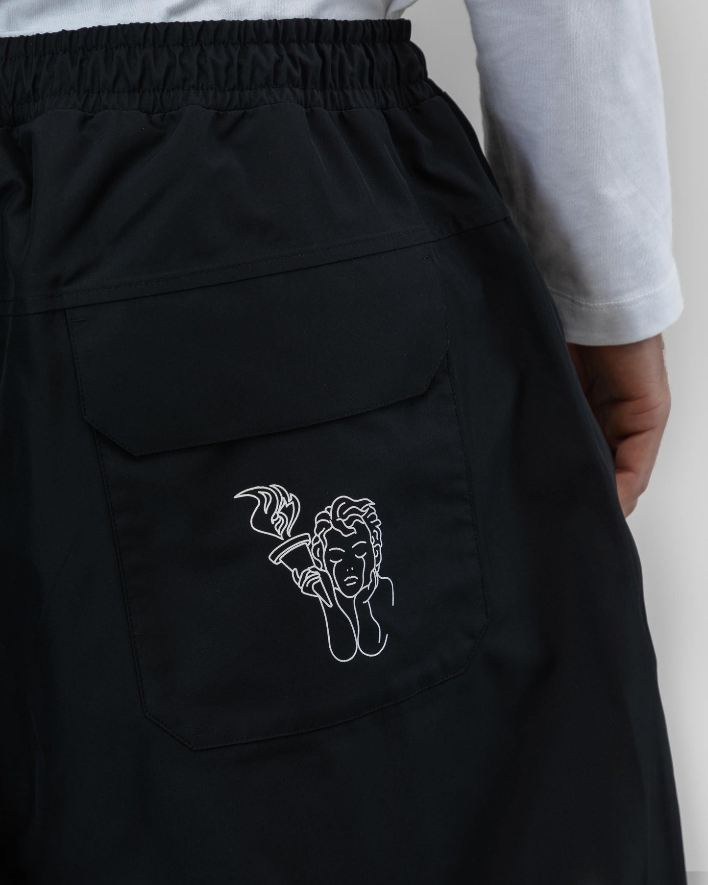 Beyond Medals - Park Pants Black
