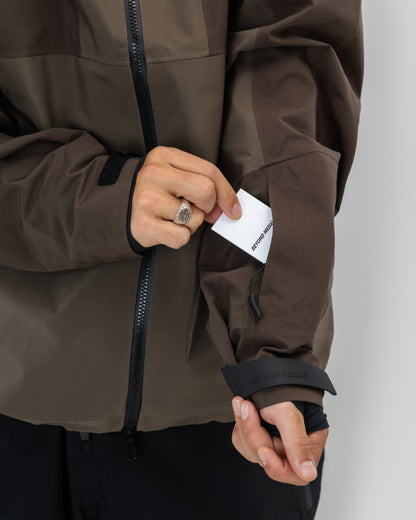 Beyond Medals - Tech Jacket 3L Brown