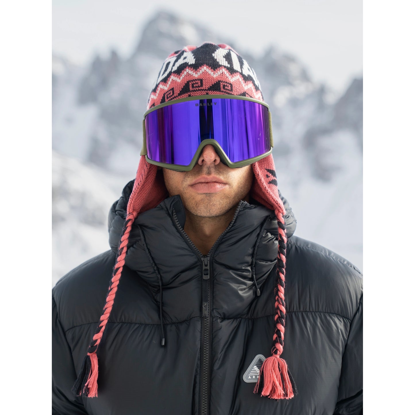 Armada - Peruvian Beanie Rose