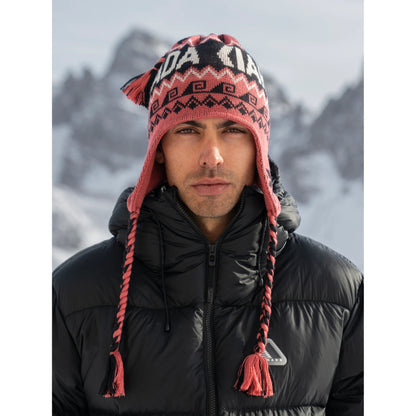 Armada - Peruvian Beanie Rose